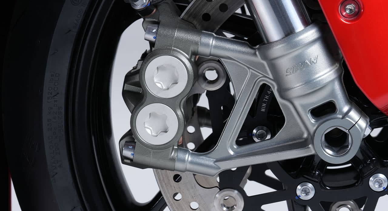 820RR: Four-piston radial caliper