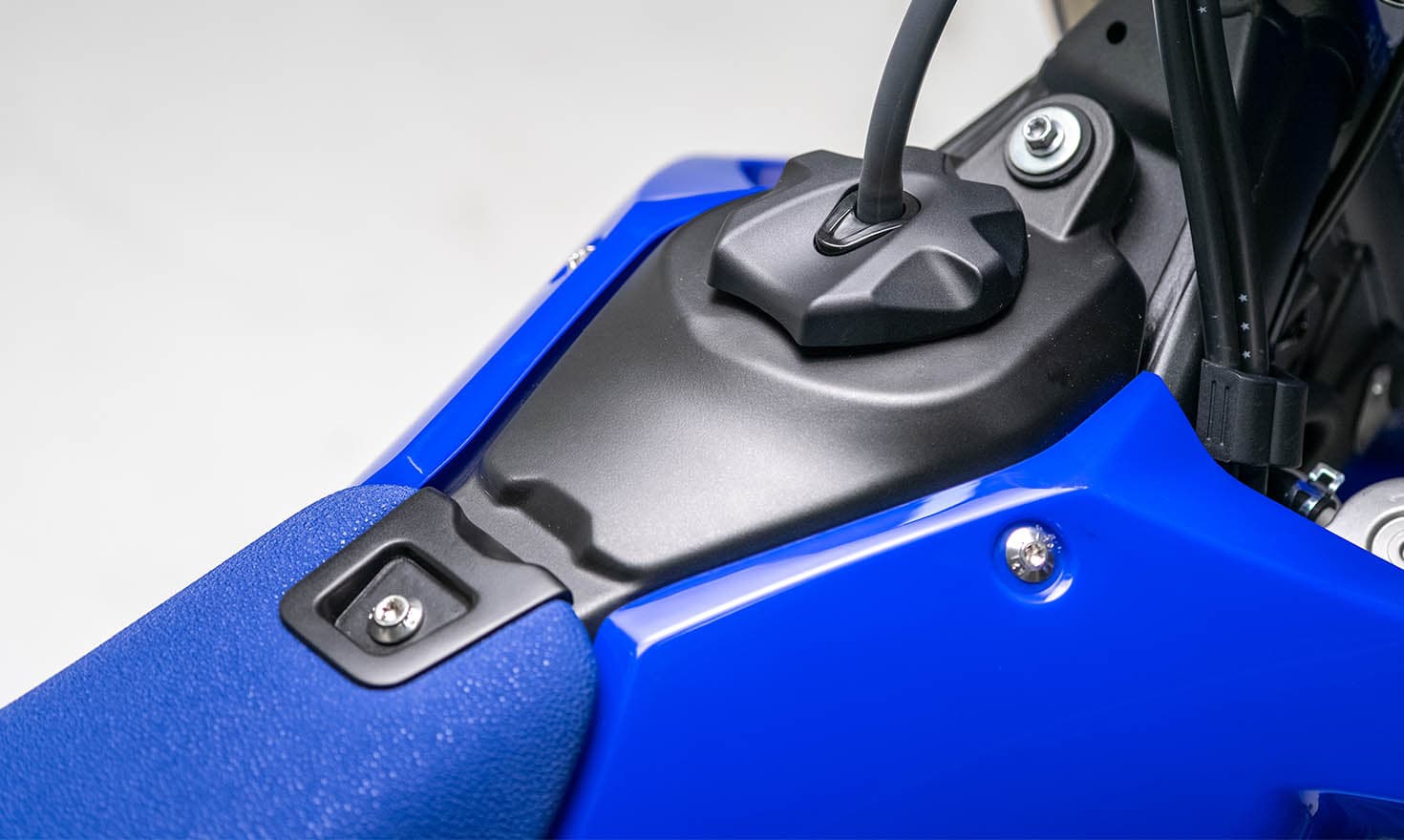 MX250: 6.5 L rotomolded fuel tank