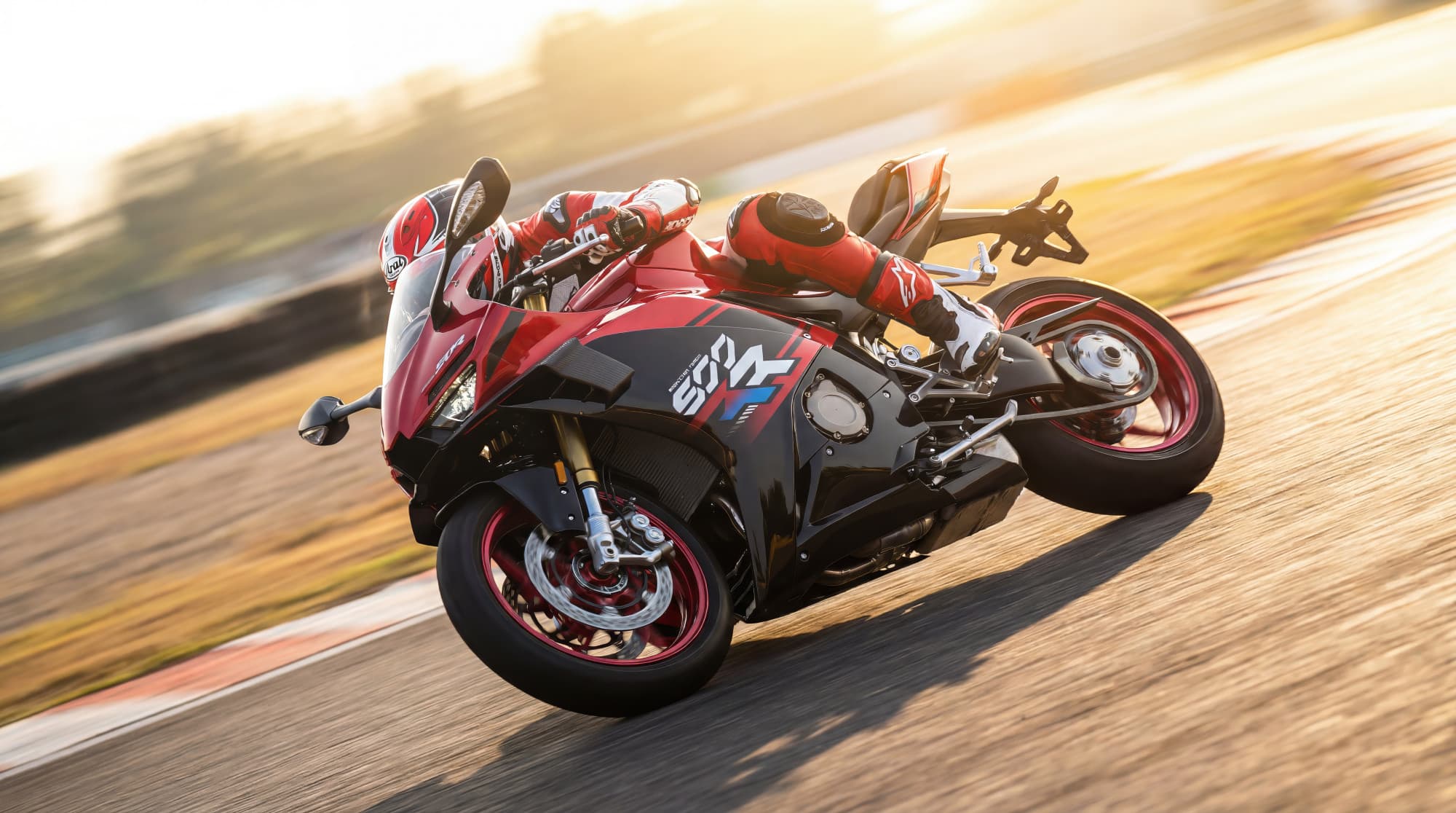 500RR gallery view 5